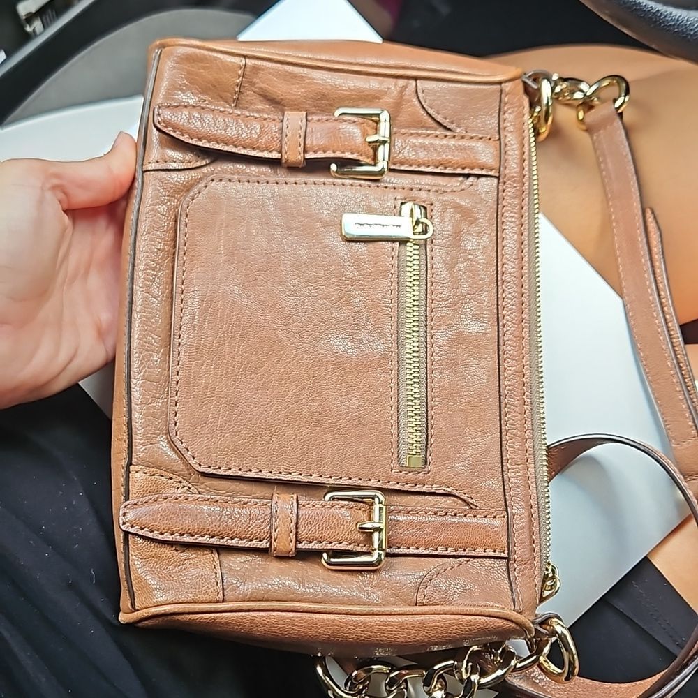 MICHAEL MK Leather Western Inspired satchel shoulder bag in leather gold tone hw - Picture 4 of 10